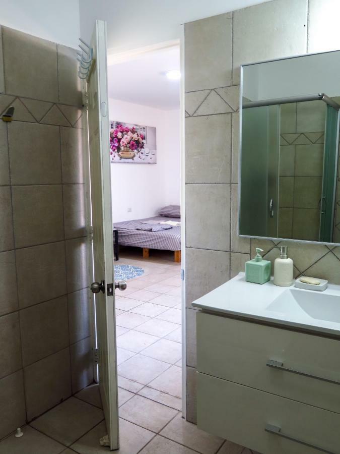Ahla Diving Center Hotel Ейлат Екстериор снимка