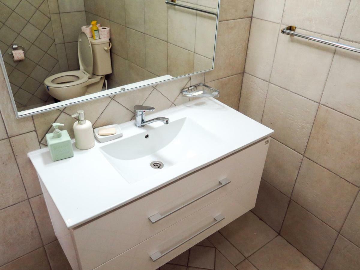 Ahla Diving Center Hotel Ейлат Екстериор снимка