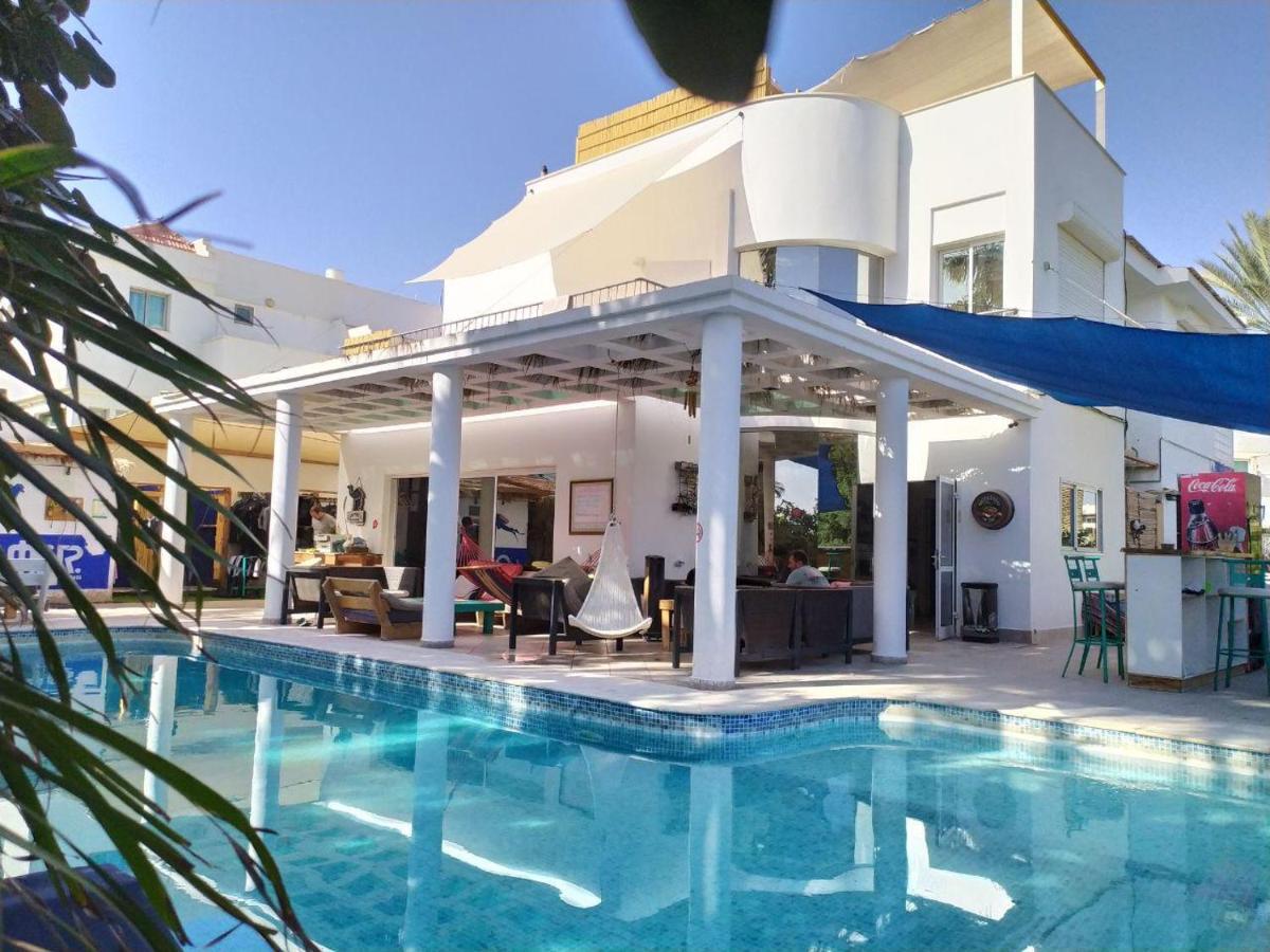 Ahla Diving Center Hotel Ейлат Екстериор снимка